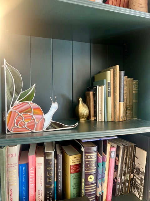 Stained Glass Corner Snail
