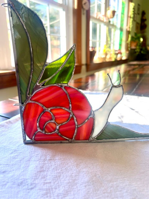 Stained Glass Corner Snail